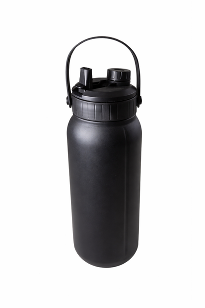 BEAR ATHLETIC DualFuel dual chamber insulated water bottle standing upright, matte black, 1.2L
